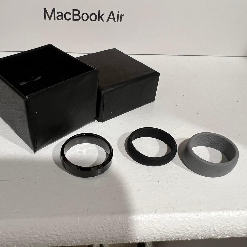 Men’s rings